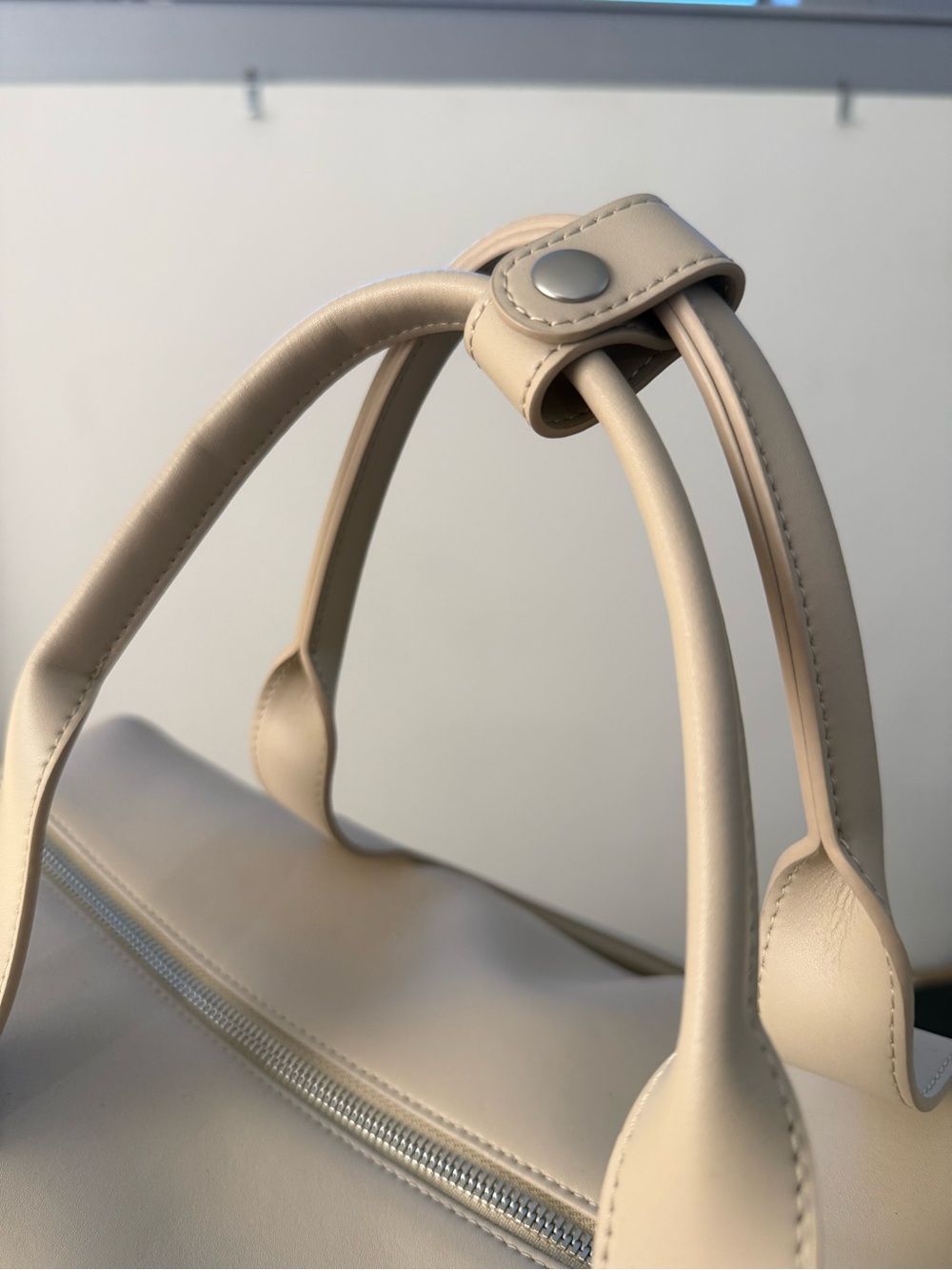 Monos Metro Duffel + Folio Kit Ivory Vegan Leather Travel Bag - Picture 9 of 16